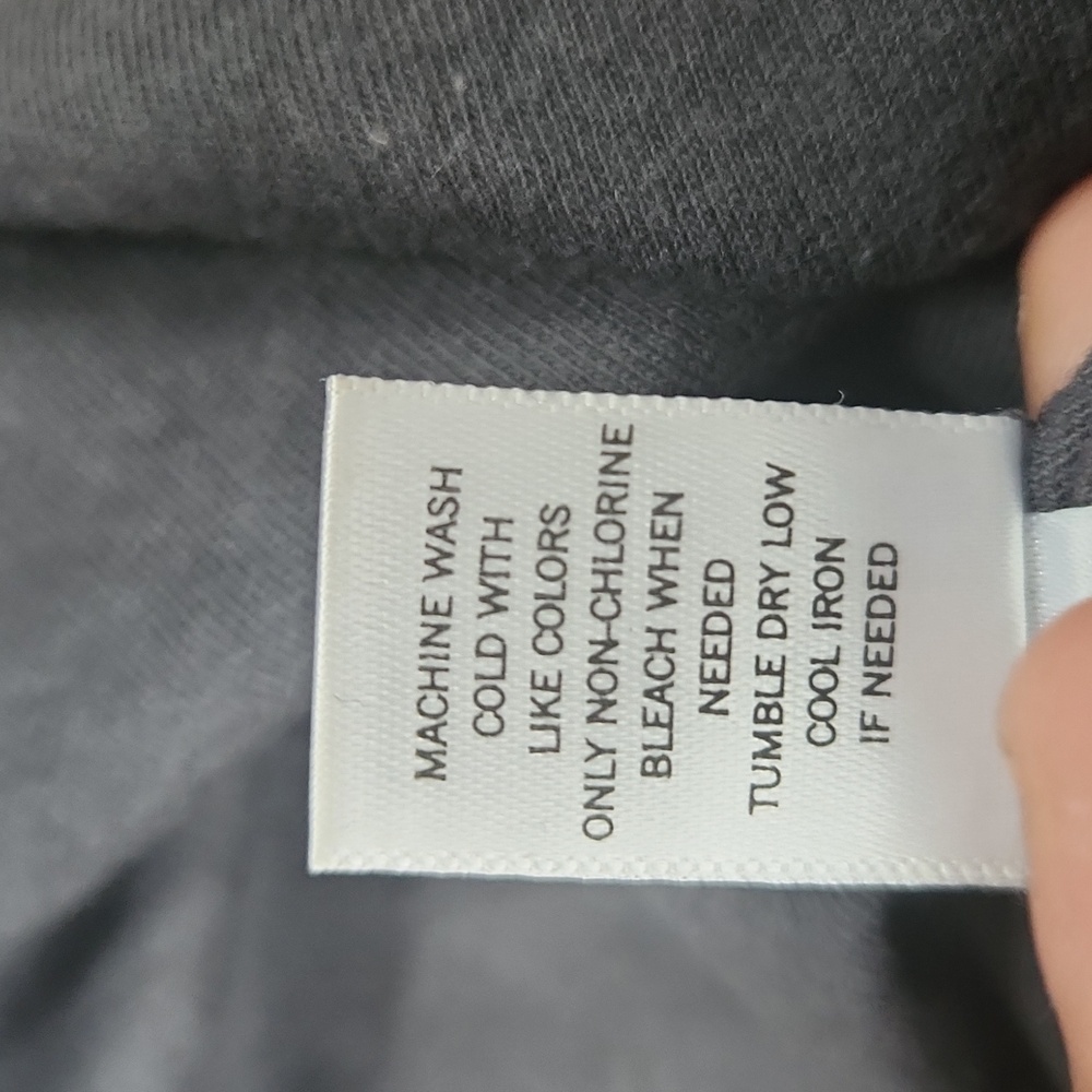 Shirt - Picture 5 of 5